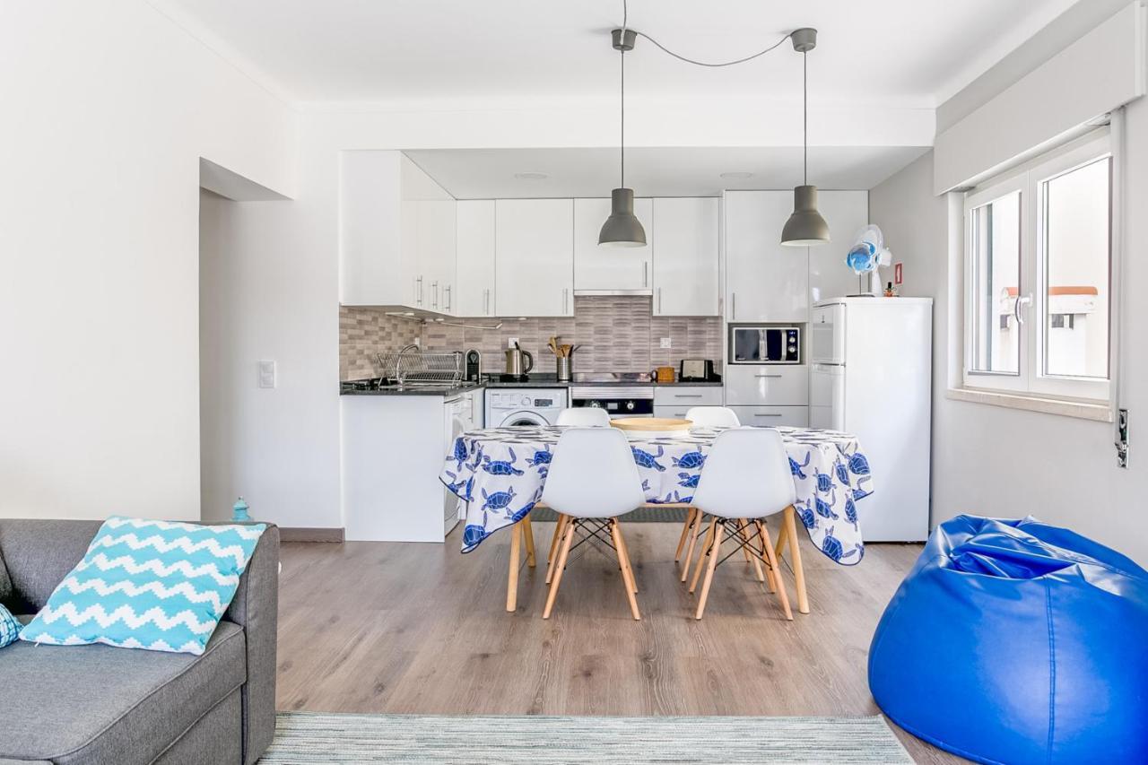 1 Bedroom Beach Apartment With Balcony 2 Min Walk To The Beach! 卡帕里卡海岸 外观 照片